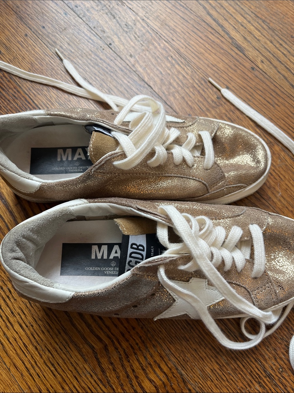 GOLDEN GOOSE METALLIC GOLD SNEAKERS 35 - Picture 7 of 8